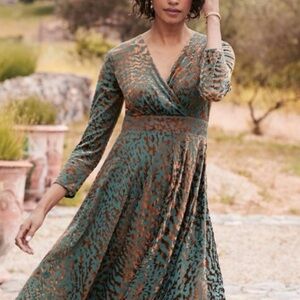Soft Surroundings Shae Dress. Green/Copper. Size M